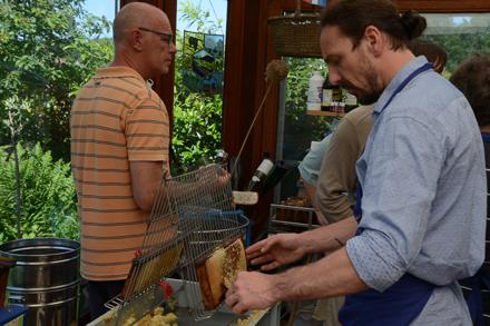 Extraction au rucher école, photo 9